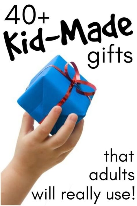 If your kids like making homemade gifts to give to parents, grandparents and teachers at Christmas, these ideas are gorgeous AND they're useful and practical. No more gifts that get tucked away in a drawer when the holidays are over. You'll be proud to use and display these kid-made gifts.  #HappyHooligans #Homemade #Gifts #Kid-Made #KidsCrafts #CraftForKids #Christmas #GiftGiving #KeepSake #Toddler #Preschooler #ELementary #Tween #Teen #Daycare Diy Christmas Gifts For Parents, Diy Christmas Gifts For Kids, Parents Christmas, Diy Easter Gifts, Gifts For Parents, Christmas Gifts To Make, Cadeau Parents, Diy Gifts For Mom, Pasta Fatta In Casa