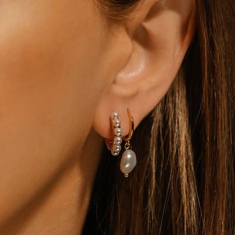 This stunning fresh water pearl duo create the most dreamy set featuring our Chambéry Drop Hoop & Chambéry Huggie. 💫🦪⚪️ 🥂 Whether it’s a wedding, a sunset dinner date with your love, or hanging out in sweats on a Sunday - this is truly the perfect stack. Round Beaded Earrings, Double Ear Piercings, Sunset Dinner, Double Earrings, Pearl Earrings Wedding, Stacked Earrings, Pearl Hoop Earrings, Jewelry Lookbook, Dinner Date