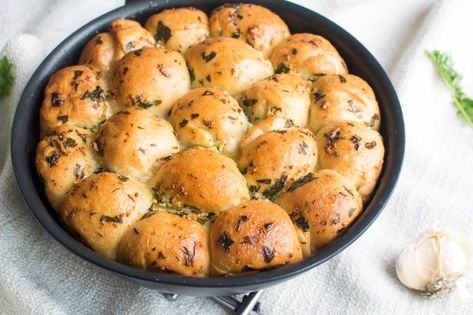 Doughball Recipes, Garlic Doughballs, Frozen Bread Dough Recipes, Make Garlic Bread, Bread Dough Recipe, Frozen Bread Dough, Food Bars, Tropical Food, Egg Free Recipes