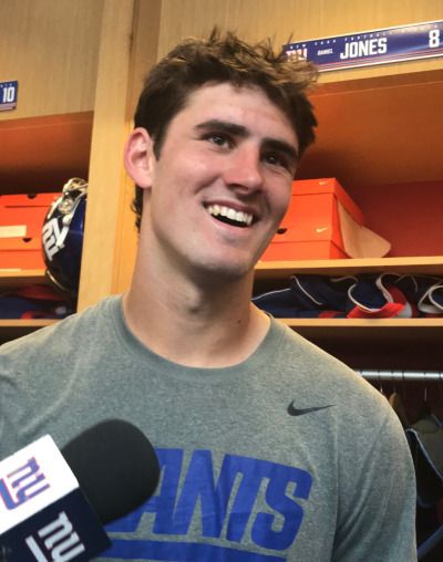 Daniel Jones Giants, Superbowl Champs, Daniel Jones, New York Giants Football, Giants Football, Ny Giants, Nfl Players, Big Blue, New York Giants