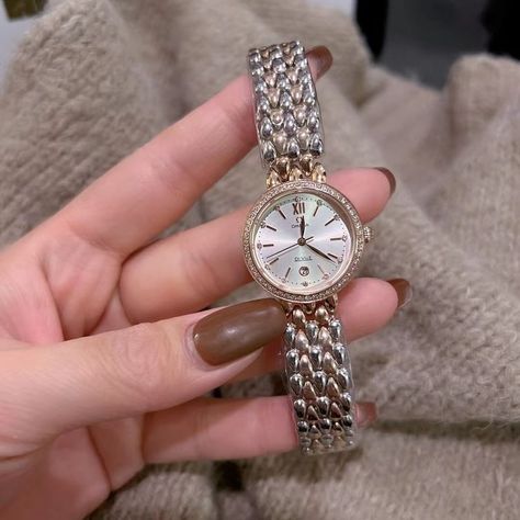 Super Copy Omega De Ville Silver Dial Stainless Steel Strap Diamonds Bezel 28mm Gold And Silver Watches Women, Silver Watch Aesthetic, Burberry Watch Women, Trendy Watches Women, Gold Watch Women, Cool Watches For Women, Omega Watch Women, Watch Aesthetic, Watches Women Simple