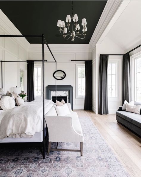 Bedrooms of Instagram on Instagram: “Black Ceiling?? 🤔 Absolutely!!  Design: @cambridgehomecompany  Photo: @rebekahwestoverphotography” Black White Bedrooms, Comfy Place, Cool Curtains, Black Bedroom, Black Ceiling, Bedroom Black, Black And White Decor, Canopy Bed, Master Bedrooms Decor