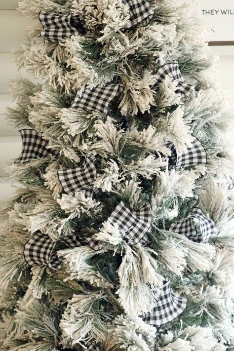 Learn how to put ribbon on a Christmas Tree! I share 3 different methods of how to put ribbon on your tree that is easy and gorgeous! #CHristmas #tree #ribbon #howto #turtorial #holiday Christmas Tree Inspiration Simple, Ribbon On A Christmas Tree, Christmas Tree Decorations Ribbon, Ribbon Tree, Pencil Trees, Tree Ribbon, A White Christmas, Christmas Tree Inspiration, Black Christmas Trees