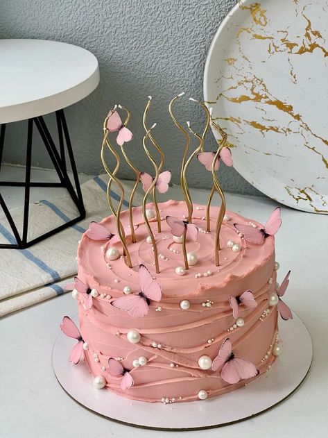 Cakes For Best Friend Girl, Cake Designs For Best Friend Birthday, Best Friends Birthday Cakes, Best Friend Birthday Cakes, Pink Theme Birthday Cake, Cake Ideas For Best Friend Birthday, Best Friend Cake Design, Simple Cake Designs For Girl, Pastel Theme Cake