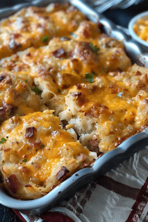 Creamy Sausage and Hashbrown Casserole - An Organized Chaos Sausage Egg And Cream Cheese Hashbrown Casserole, Eggbake Sausage Hashbrowns, Sausage And Hashbrown Casserole, Sausage Hashbrown Casserole, Cheese Hashbrown Casserole, Chicken Beer, Beer Dip, Breakfast Favorites, Au Gratin Potato Recipes