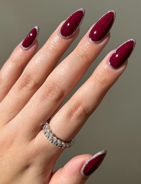 Red And Silver Nails, Red Nail Designs, Burgundy Nails, Red Nail, Winter Nail Designs, Chic Nails, Chrome Nails, Nail Accessories, Rhinestone Nails