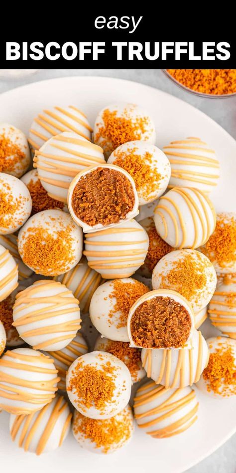 Biscoff Truffle Cookie Balls Dessert Balls Recipes, Thanksgiving Desserts Biscoff, Chocolate Truffle Dessert, Truffle Ideas Desserts, Dessert Truffles Bowl, Holiday Truffles Christmas Desserts, Christmas Cookie Truffles, Biscoff Truffle Balls, Little Debbie Truffles