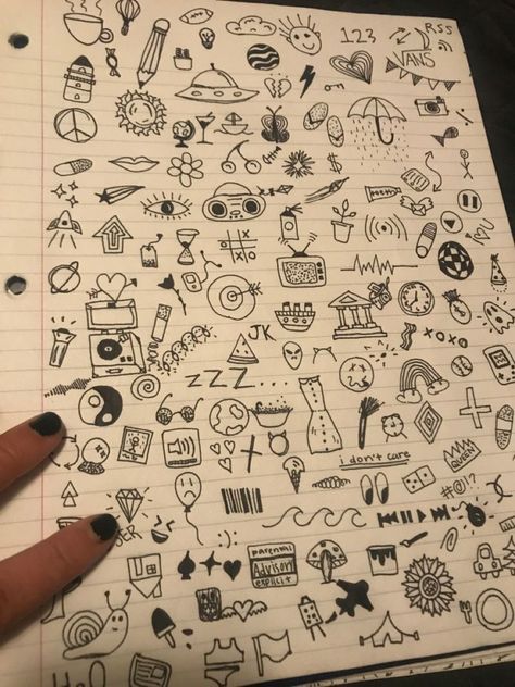 Doodle Aesthetic Grunge, Doddle Art, Notebook Doodles, Notebook Drawing, Hand Doodles, Arte Grunge, Art Sketches Doodles, Indie Drawings, Doodle Pages