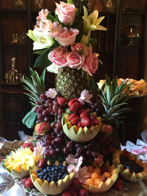 Fruit tree Fruit Tree For Party, Fruit Tray For 50 People, Fruit Tree Centerpiece Wedding, Fruit Tray Designs, Fruit Tables, Fruit Buffet, Fruit Centerpieces, Fruit Platter Designs, Watermelon Birthday Parties