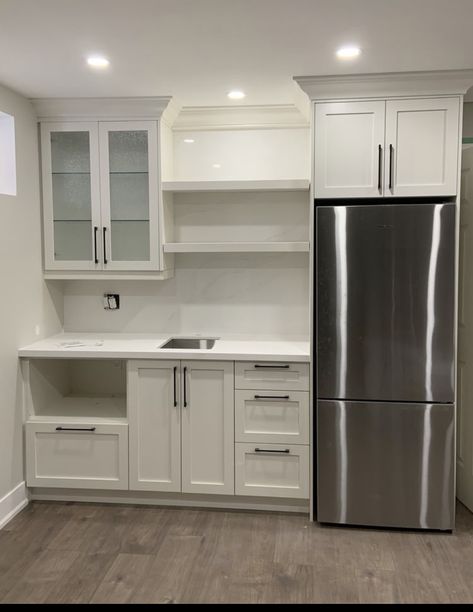 Cabinets For Small Kitchen Layout, Kitchen Cabinets In Basement, Rec Room With Kitchenette, Modern Basement Apartment Ideas, Rental Suite Ideas, Kitchenette With Refrigerator, Office With Kitchenette, Garage Apartment Kitchenette, Basement Bar With Microwave