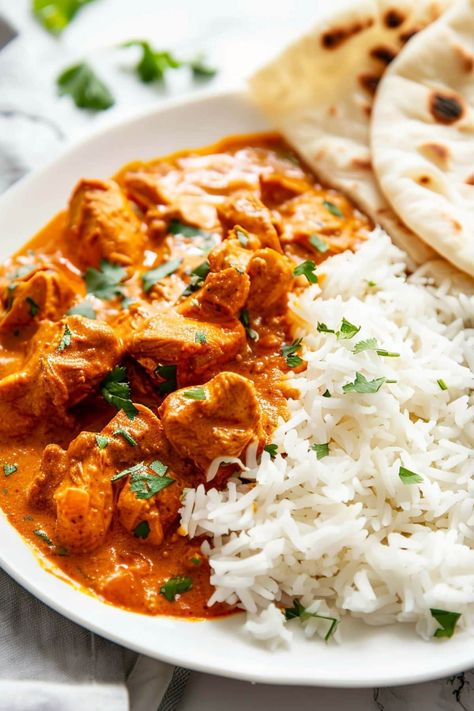 Homemade chicken tikka masala is rich, perfectly spiced, and fully loaded with juicy pieces of charred chicken in every bite. Chicken Tiki Marsala, Tikki Masala Chicken, Healthy Chicken Tikka Masala, Masala Chicken Recipe, Charred Chicken, Chicken Tikka Curry, Tiki Masala, Chicken Malai Tikka, Tika Masala