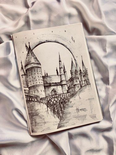 Hogwarts Drawing, Harry Potter Sketch, Owl Tattoo Drawings, Harry Potter Art Drawings, Harry Potter Painting, Pen Art Work, Scratchboard Art, Sketch Pen, Pen Art Drawings