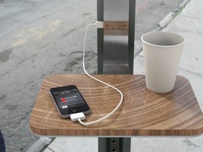 Solar Charging Station, Whatsapp Tricks, Urban Intervention, Solar Power Diy, Urban Furniture, Urban Oasis, Street Furniture, Solar Charging, Urban Spaces