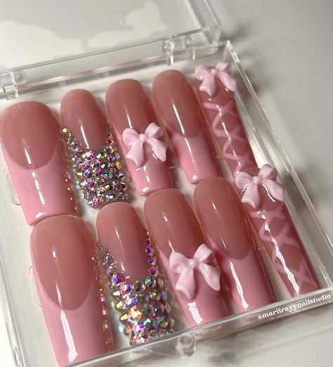 Press On Nails Aesthetic, Press On Nail Designs, Business Nails, Nail Business, Fake Nails Designs, Luxury Press On Nails, Long Press On Nails, Nails Press, Press Ons