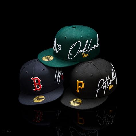 59 Fifty Hats, Snapback Hats Outfit Men, Snapback Hats Outfit, New Era Cap Outfit Men, New Era Baseball Cap, Streetwear Caps, Custom Fitted Hats, Snapback Hats Men, Swag Hats