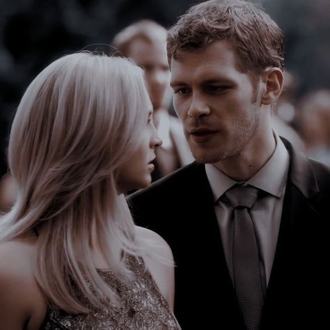 The Vampire Diaries Klaus And Caroline, Klaroline Tvd, Klaus E Caroline, Tvd Klaroline, Klaus Tvd, Klaus And Caroline, The Vampire Diaries 3, Vampire Diaries Movie, Vampire Diaries Cast