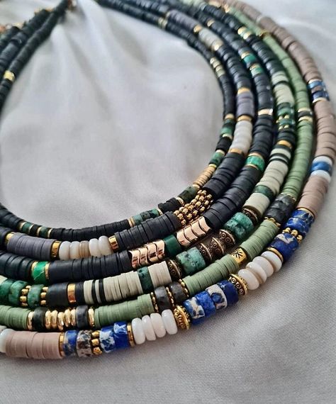 Heishi Bead Jewelry, Heishi Jewelry Necklace, Heishi Bead Necklace, Heishi Necklace Ideas, Collier Perle Heishi, Collier Heishi, Perle Heishi, Sundance Style Jewelry, Heishi Jewelry