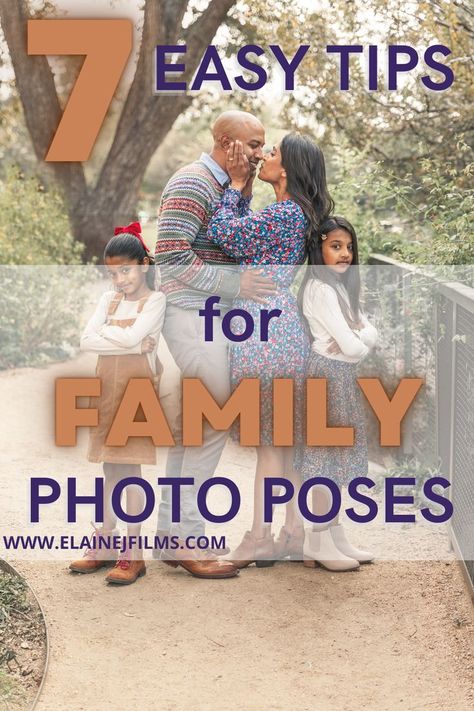 Pose Family Pictures, Picture Poses For Family Of Four, Family Photoshoot Outdoor Picture Ideas, Family Pictures 7 People, Best Time Of Day For Outdoor Pictures, 4 Person Photo Poses, Best Family Photo Poses, Poses For 7 People, Multiple Family Photoshoot