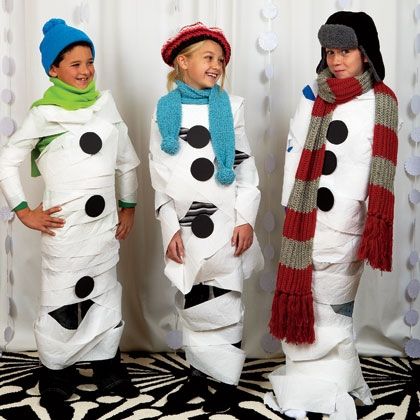 project-snowman-game-playtime-winter-photo-420x420-ff0212partay_a01 Schnee Party, Snowman Games, Classroom Christmas Party, Snowman Costume, Snowman Party, Winter Birthday Parties, Fest Temaer, Make A Snowman, Winter Parties