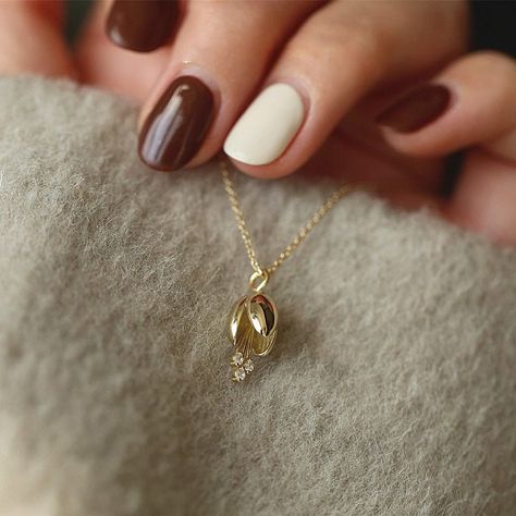 Lily of the Valley vibes 🌸✨ Cute and dainty, these are our favorite pieces! 💕 #coquette #cottagecore #softgirl #jewelry #jewellery #aesthetic #romantic #ootd #fashion #rings #lilyofthevalley #lily #floraljewelry Lily Necklace, Pretty Jewelry Necklaces, Classy Jewelry, Jewelry Lookbook, Fancy Jewelry, Girly Jewelry, Jewelry Inspo, Dream Jewelry, Stylish Jewelry