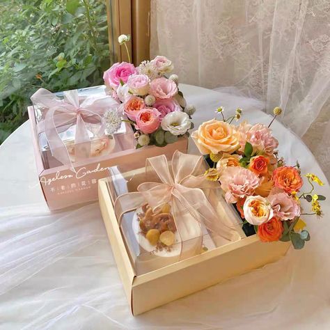 IMEE Beautiful Transparent Flower Packing Cake Box Hand Held Clear Dessert Box for Valentine's Day Mother's Day https://m.alibaba.com/product/1600184538830/IMEE-Beautiful-Transparent-Flower-Packing-Cake.html?__sceneInfo={"cacheTime":"1800000","type":"appDetailShare"} Valentines Gift, Gifts Ideas, Wooden Boxes, Mother's Day, Valentines Day, Valentines, Cake, Flowers, Gifts