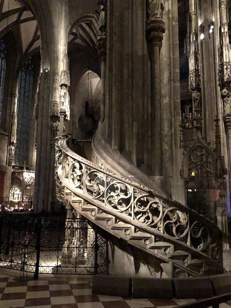 Goth Architecture, Perspective Architecture, Residence Architecture, Bride Friend, Office Architecture, Gothic Church, Old Churches, Baroque Architecture, Education Architecture