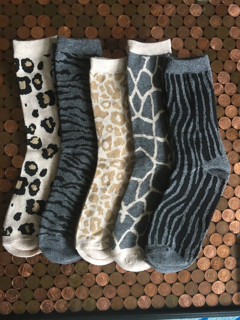 Animal print socks Chicken Socks, Gym Back Workout, Animal Print Socks, Animal Socks, Sock Design, Package Ideas, Print Socks, Sock Animals, Back Workout