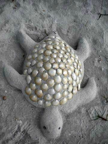 Sand Ideas At Beach, Sand Castle Ideas, Sand Ideas, Sand Art For Kids, Beach Sand Castles, Beach Sand Art, Sand Castles, Beach Games, Sand Sculptures