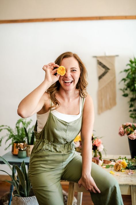 Working with Katie and her floral studio was a DREAM! It was on my branding shoot bucket list for a while, so when we were able to team up, I was pumped. Katie owns Indigo Row Floral Design, which provides the services of florals, rentals, and event planning. Katie has taken on the business world Floral Photo Shoots, Florist Brand, Floral Branding, Summer Happiness, Personal Branding Photography, Brand Photography Inspiration, Business Photoshoot, Branding Photoshoot Inspiration, Branding Session