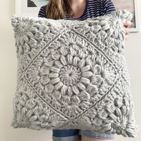 Crocheted Throw Pillow Covers, Chunky Crochet Cushion Cover, Granny Square Cushion Cover Free Pattern, Crochet Patterns For Pillow Covers, Square Pillow Crochet Pattern, Chunky Yarn Pillow Cover, Crochet Granny Pillow, Granny Square Crochet Pattern Pillow, Chunky Yarn Crochet Pillow Pattern