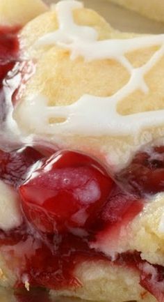 Cherry Pie Bars Puffs Recipes, Homemade Mounds, Cherry Pastry, Cherry Pie Bars Recipe, Toddler Dinners, Mounds Bars, Squares Recipes, Delight Recipes, Cheesecake Tart