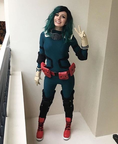 Female deku cosplay Genderbend Deku, Deku Cosplay, My Hero Academia Cosplay, Epic Cosplay, Cosplay Diy, Cosplay Characters, Amazing Cosplay, Cute Cosplay, Best Cosplay