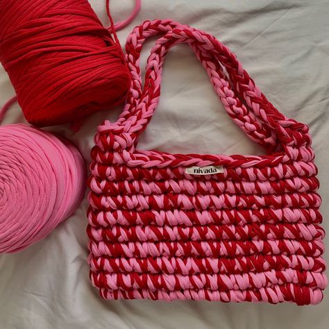 Want to make a statement without saying a word? Carry one of our hand-crafted bags made from upcycled materials. Each piece is unique, just like you. Grab yours now before they're gone, because once they're out of stock, you'll be stuck admiring them from someone else's feed. Free shipping from Indonesia. #crochet #fashion #crochetbagpattern #sustainable Crochet Bag T Shirt Yarn Free Pattern, Crochet With T Shirt Yarn, Crochet Pattern Free Bag, Easy Crochet Bag Tutorial, Chunky Crochet Bag Pattern Free, Crochet Tote Bag Free Pattern, Easy Crochet Tote Bag, Yarn Bag Tutorial, T Shirt Yarn Crochet