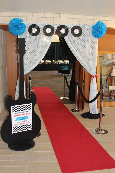 Rock n' Roll Shower awesome shower entrance with red carpet Rock Star Theme, 50s Theme Parties, Rockstar Party, Sock Hop Party, Rock And Roll Birthday, Rockstar Birthday, Rock Star Birthday, Rockstar Birthday Party, Rock N Roll Party