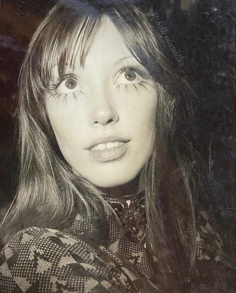 60s Hollywood Makeup, Twiggy Eyes, 70s Photoshoot, 1960s Makeup, Shelley Duvall, Retro Makeup, Look Retro, Mary Shelley, Model Inspo