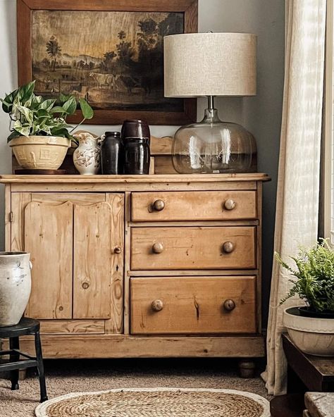 Antique Inspired Living Room, Cottage Tv Stand Ideas, Vintage Sideboard Styling, French Country Hutch, Light Wood Furniture, French Country Chairs, Country Cottage Farmhouse, Sideboard Styles, Wainscoting Panels