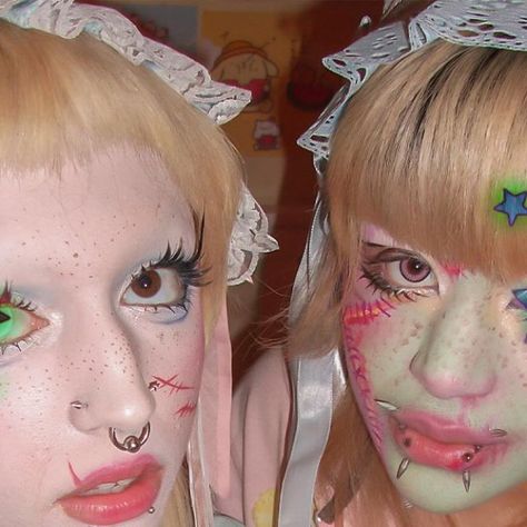 NUCH on Instagram: "🍡🍬pretty mutation🍰🧁☆🦴" Creepy Cute Makeup, Makeup Reference, Fairy Punk, Creepy Cute Aesthetic, Ig Photos, Aesthetic Stuff, Oc Ideas, Precious Memories, Cute Art Styles