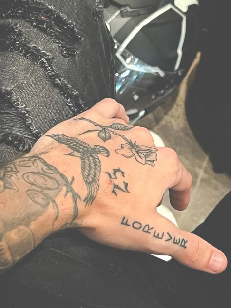 Tattoo On Hands For Man, Men’s Tattoo Inspiration, Arm And Hand Tattoos Men, Hand Tattoos Man, Hands Small Tattoo, Hand Tattoos For Man, Men Small Hand Tattoos, Hand Tattoos Men Ideas, Man Hand Tattoo Ideas