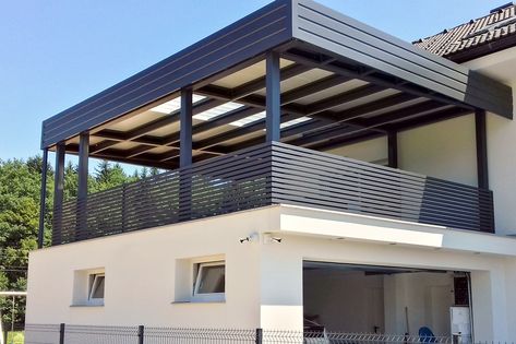 Balcony Roof Ideas Terraces, Balcony Roofing Ideas, Roof Balcony Design, House Terrace Design Balconies, Railings Design For Terrace, Ballastrades Outdoor, Grill Terrace Design, Modern Home Balcony Design, House With Terrace Balconies