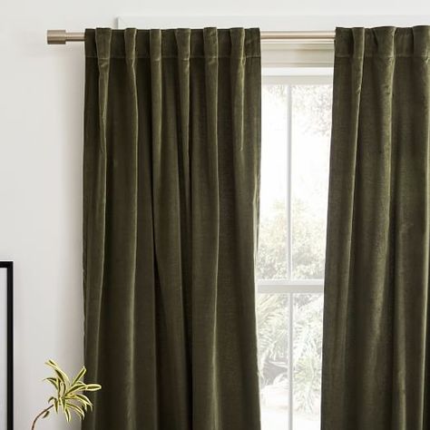 Green Curtains Living Room, Olive Green Curtains, Cortina Boho, Dark Curtains, Velvet Drapes, Living Room Door, Elegant Curtains, Long Curtains, Green Curtains