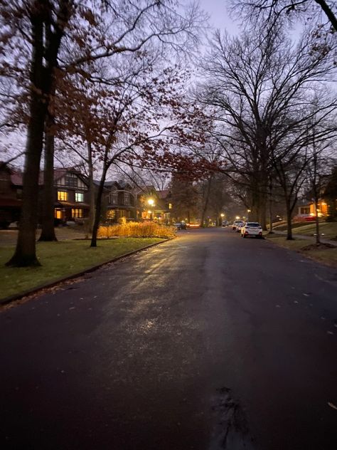 Midwestern Fall Aesthetic, Fall In The Suburbs, Fall At Night Aesthetic, Northern California Aesthetic, Fall Nostalgia, Midwest Fall, Midwest Emo, Fall Night, Fall Nights