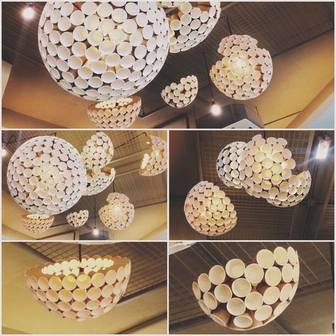 DIY paper cup lights. Kersfees Idees, Tea Cups Diy, Paper Cup Design, Paper Tea Cups, Paper Cup Crafts, Seed Art, Daycare Decor, Bamboo Decor, Paper Coffee Cup