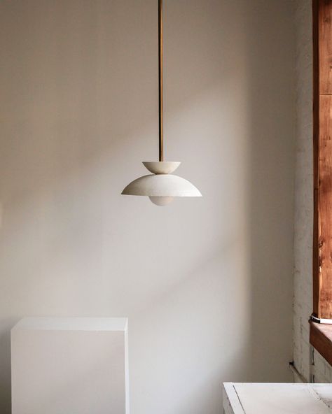 Brass Rod, Blackened Brass, Ceramic Pendant Light, Minimalist Lighting, Deco Luminaire, Pendant Fixture, Ceramic Light, Ceramic Pendant, 인테리어 디자인