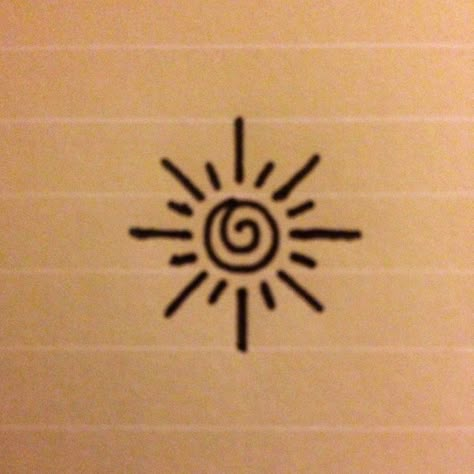 Easy Sun Tattoos, Tattoo Ideas Henna Simple, Ed Tattoos Ideas, Sun Henna Designs Simple, Sun Tattoos Simple, Sun Doodle Tattoo, Henna Art Designs Simple, Henna Sun Tattoo, Small Sun Drawing