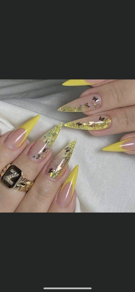 Yellow Stelito Nails, Almond Acrylic Nails Designs, Pink Stiletto Nails, Winter Nails Acrylic, Nails Design With Rhinestones, Stiletto Nails Designs, French Tip Acrylic Nails, Pretty Nail Art Designs, Crazy Nails