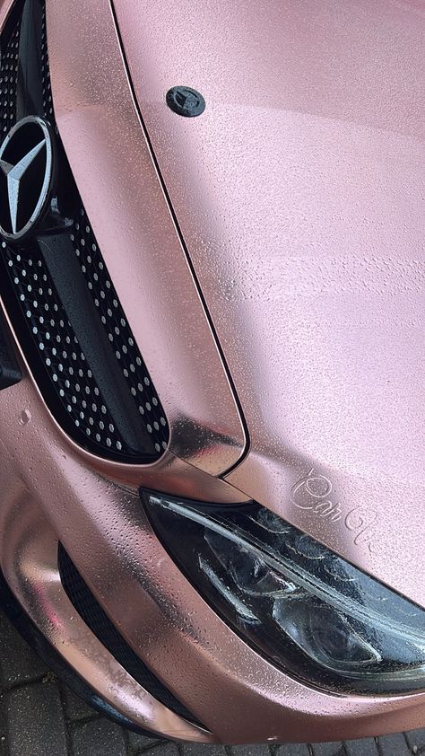 Pink Benz Car, Rose Gold Mercedes, Rose Gold Mercedes Benz, Pink Mercedes Benz Aesthetic, Pink Bmw Aesthetic, Pink Mercedes Benz, Pink Mercedes, Gold Mercedes, Pink Bmw