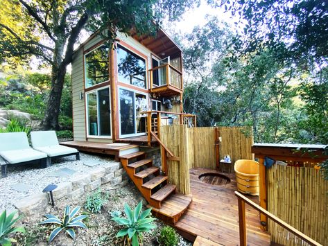 Think Outside The Box: Tiny Homes For Big Adventures Sanctuary Garden, Houses In America, Tiny Houses For Rent, Tiny Cabin, House Beds, Tiny House Living, House Built, Lush Greenery, Thinking Outside The Box