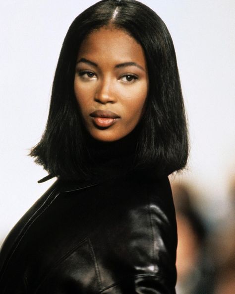 Naomi Campbell. Black Girl Magic. Naomi Campbell 90s, Black Supermodels, 90s Makeup Look, Models 90s, 90s Model, 90s Supermodels, 90s Models, Model Aesthetic, Looks Black