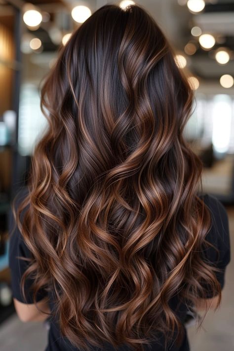 Caramel Highlights, Rambut Brunette, Balayage Ideas, Balayage Hair Caramel, Kadeřnické Trendy, Hair Dyed, Brown Hair Looks, Brunette Hair With Highlights, Gorgeous Hair Color