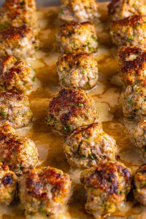 This Italian meatball recipe is a warm embrace from Italy, offering a blend of tender meat, aromatic herbs, and rich cheeses that'll transport your taste buds straight to an Italian grandma's kitchen. Sausage Meatballs Recipes, Best Italian Meatball Recipe, Italian Sausage Meatballs, Classic Italian Meatballs, Homemade Italian Meatballs, Italian Style Meatballs, Sausage Meatballs, Italian Meatball, Italian Meatballs Recipe